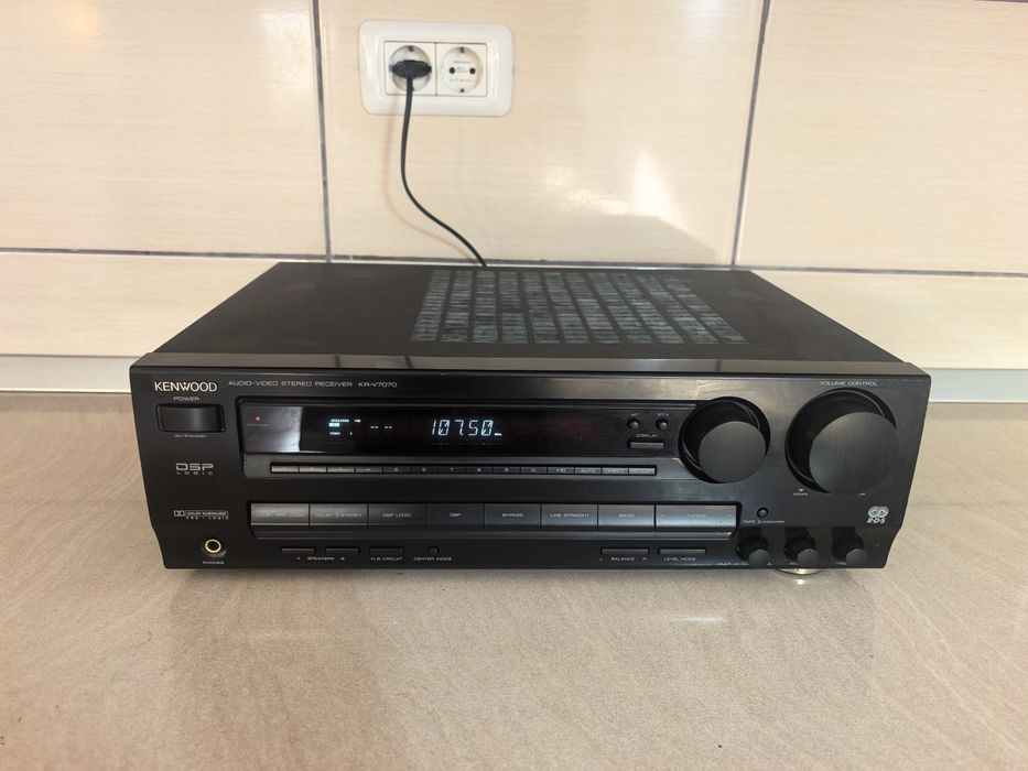 Amplificator Kenwood KR V7070 statie amplituner 7 iesiri racire