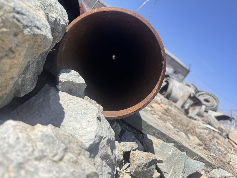 Труба б/у ………………………………………….