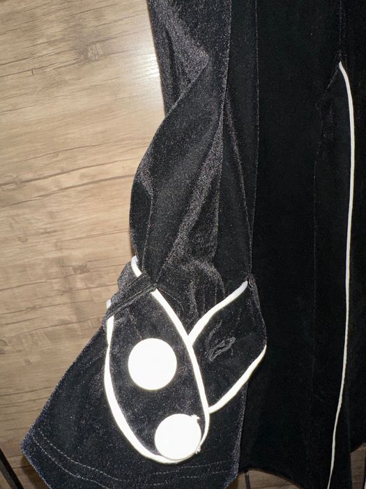 черное универсальное платье