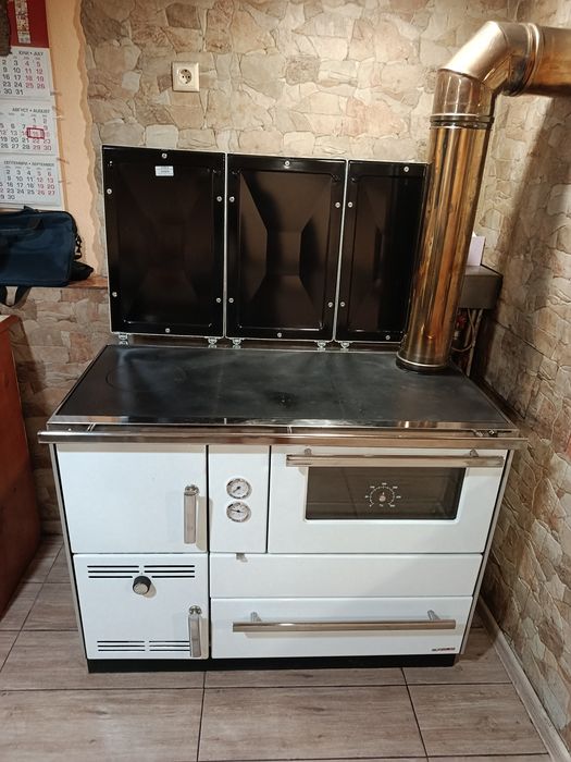 Продавам Сръбска печка с водна риза Алфа Плам 35