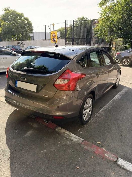 FORD Focus 2013 — imagine 25