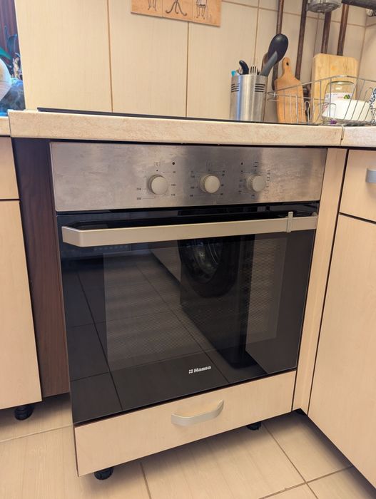 Set cuptor si plita electrica incorporabile marca Hansa