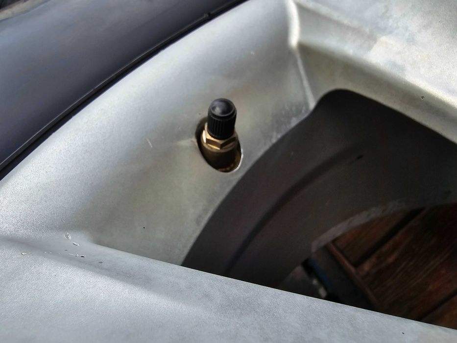 265-65-R17 Prado150 диски с резиной