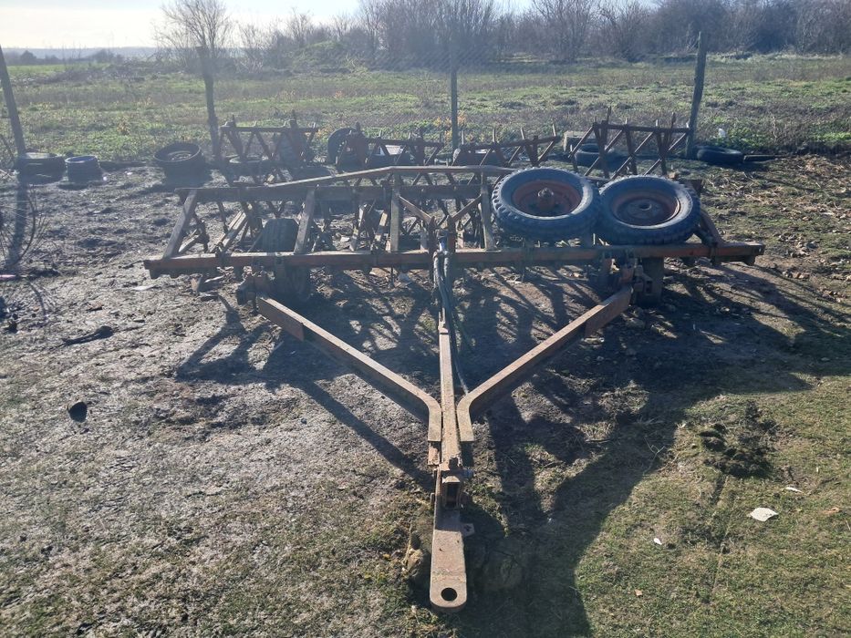 Култиватор работещ