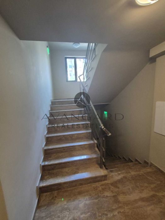 оф.18738 2-ен Луксозна сграда Новотела