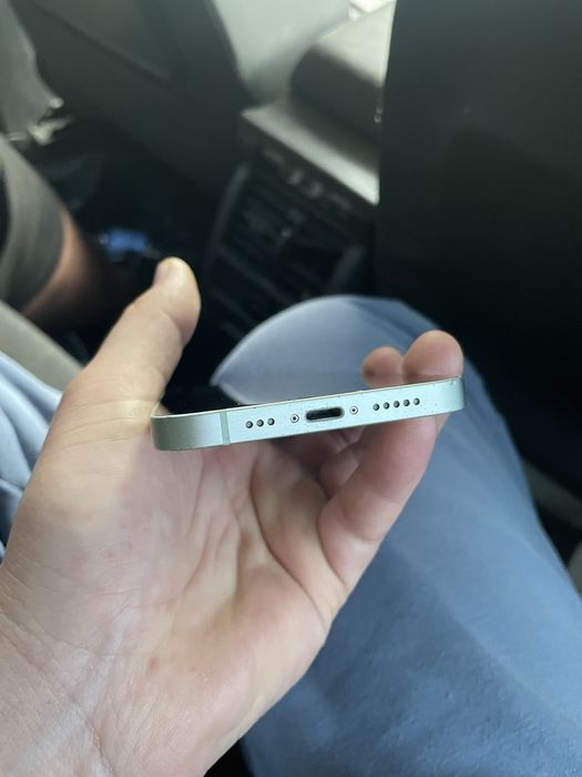 Iphone 12  64 gb / nu schimb