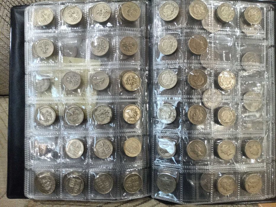 Монета  20 pence