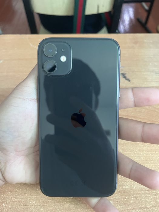 iPhone 11 64 гб 74 акб
