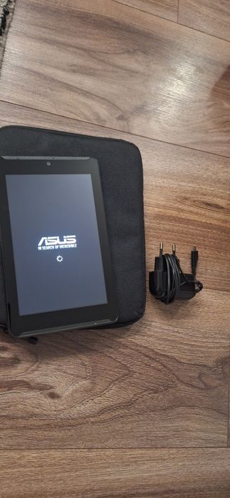Tableta Asus cu cartela