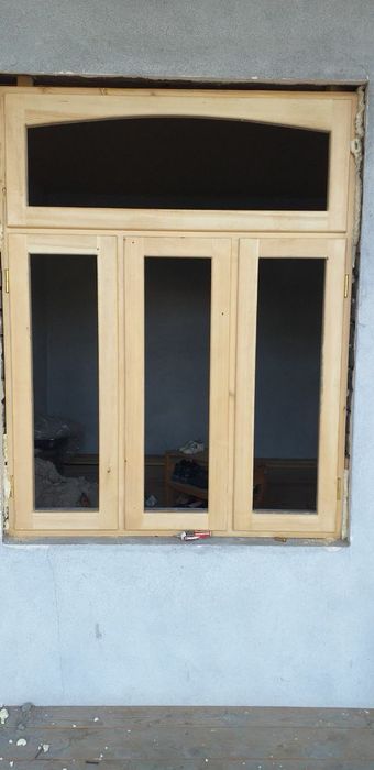 Yogochdan eshik deraza rom buyurtma qabul qilamiz