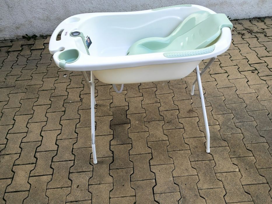 Комплект вана с подложка за къпане (бебешко корито) и стойка Chipolino