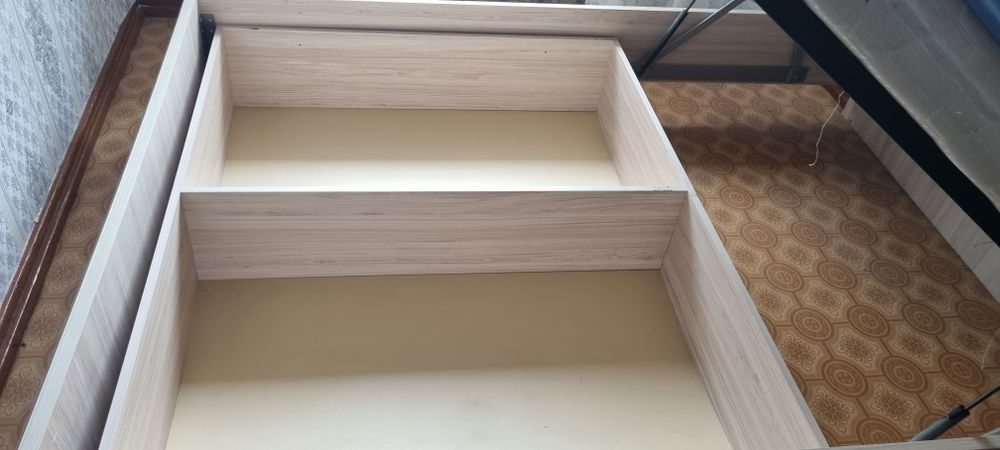 Продам кровать 140*200