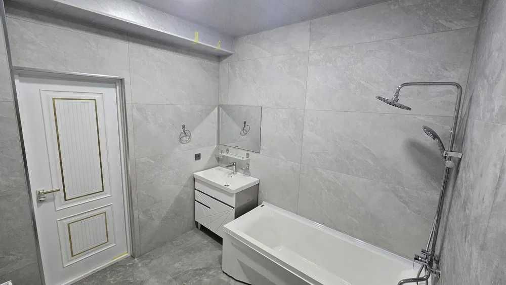 Продается 3х комнатная квартира, Район Янги хаёт, Спутник, 0837