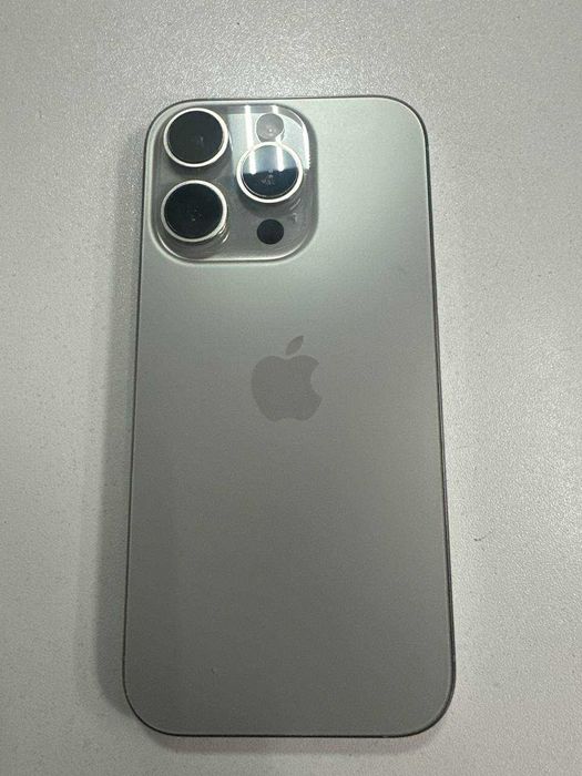 Apple iPhone 16Pro 256Gb(Лисаковск 6мкр 9дТД«Керуен»лот:1-2-4-3-2-7-8)