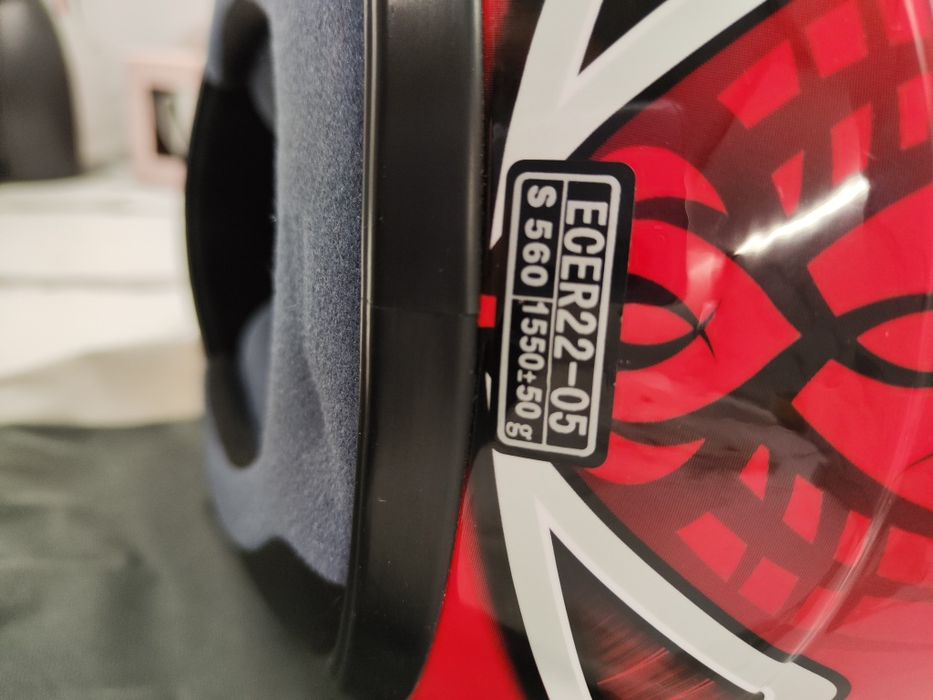 Каска за мотор BOX размер S