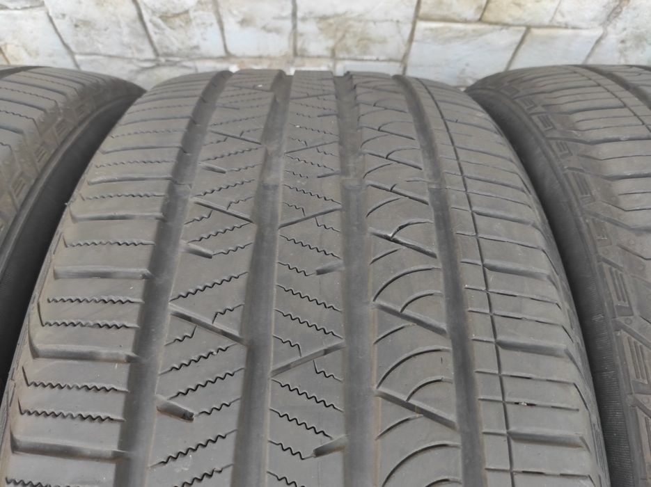 Гуми Continental 275/40/22 Cross contact