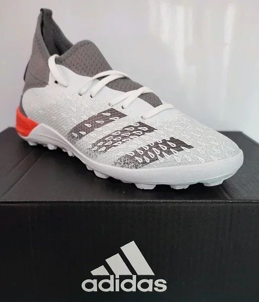 Шиповки Adidas Predator Demonscale серые размер 36