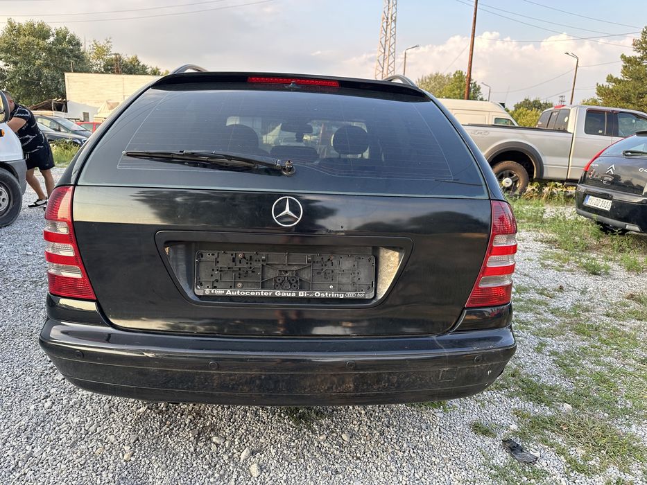 mercedes C 2.2 150 KS 2005  6 ск W203 facelift само на части