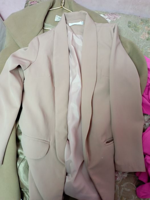 Женские вещи продам