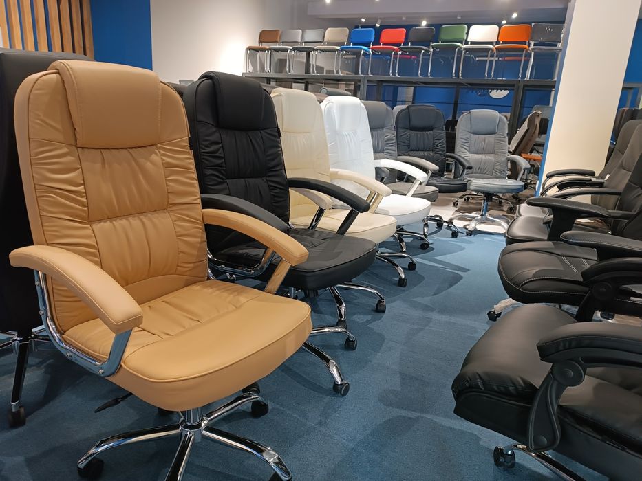 Кресло LEO для офиса и для дома с бесплатной доставкой !