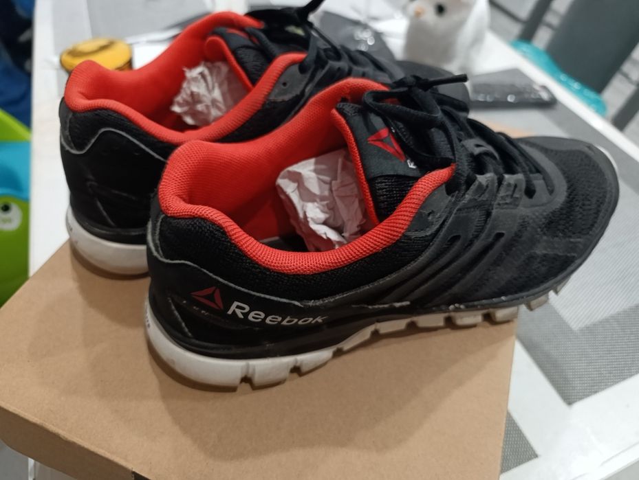 Два чифта маратонки за 20 евро + бонус