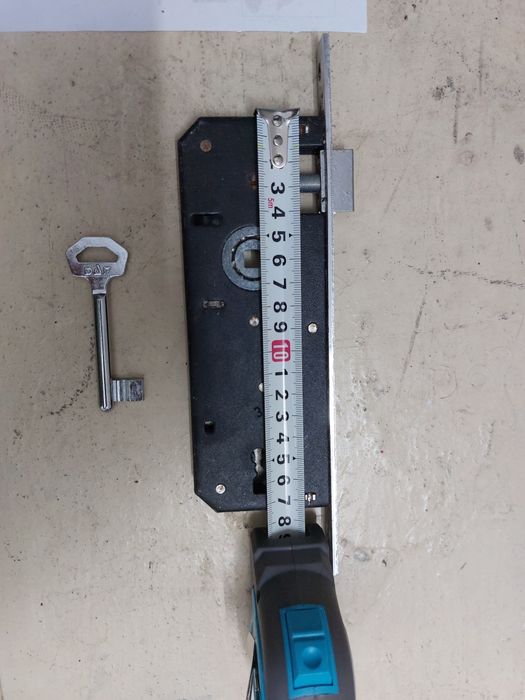 Замок для дверей