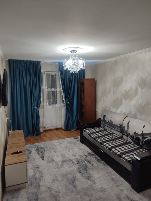 Сдаём 3 комнатную квартиру