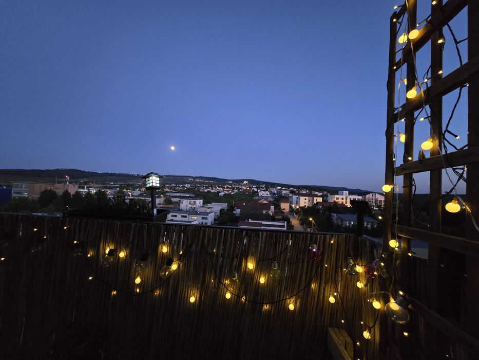 Inchiriez apartament 2 camere  + parcare pt UNTOLD!