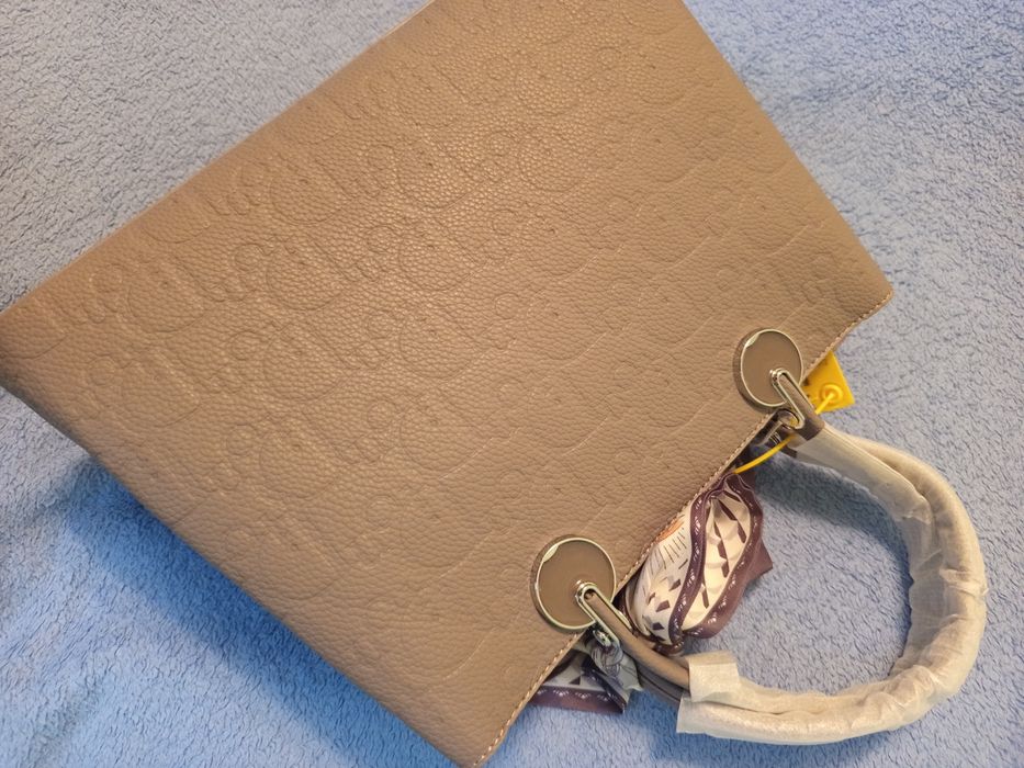 женские сумки через плечо