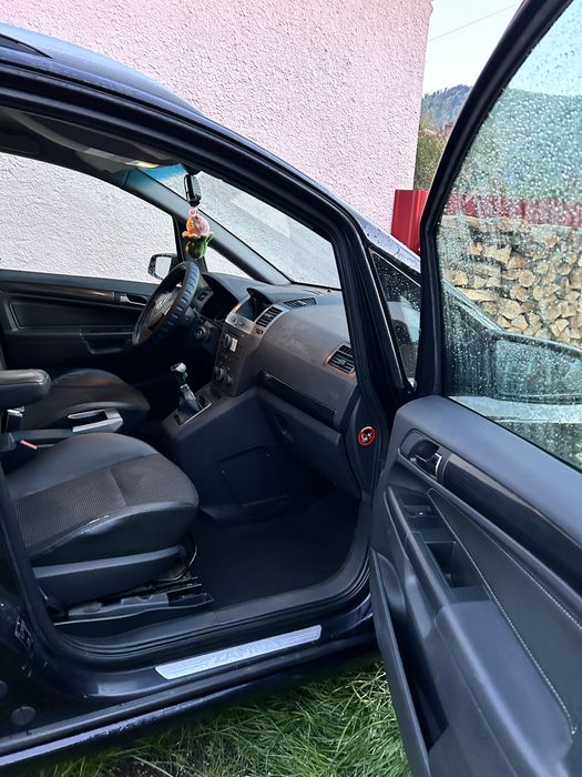 Opel Zafira 1.9 CDTI