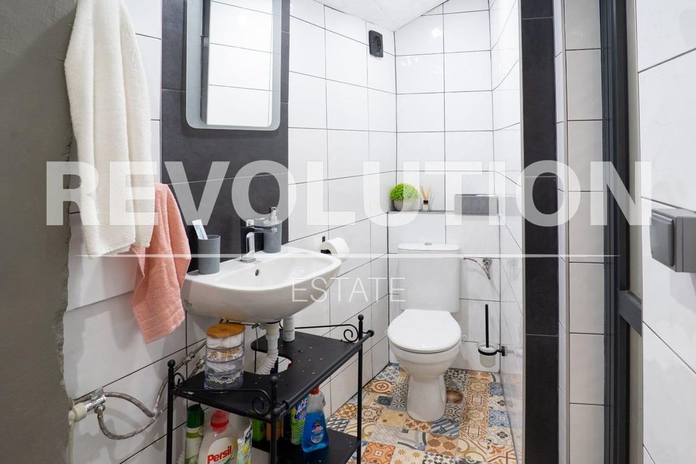 Дава се под наем Къща в Варна, Център - 78 кв.м за 500 € - Снимка #8