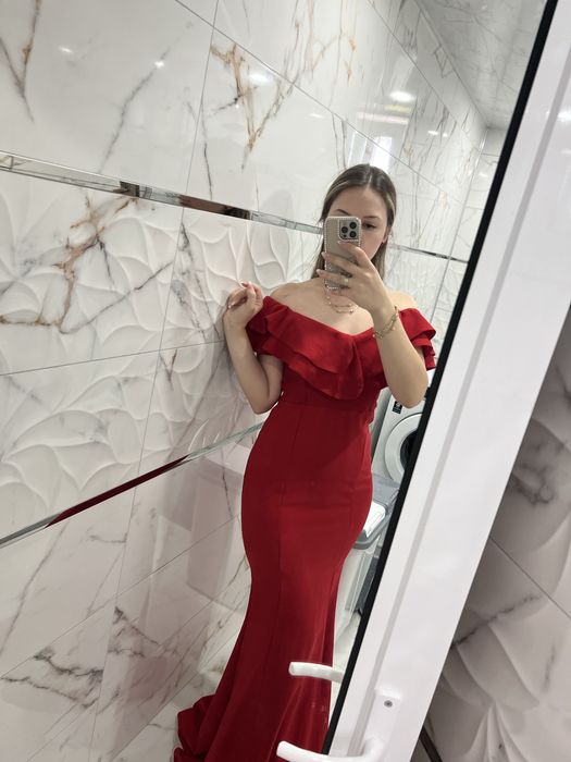 Дамска червена рокля