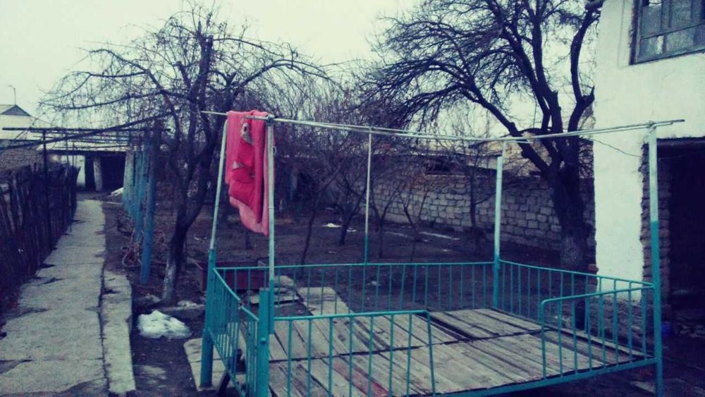 Ескі үй сатылады Талханбаев 6 көшесінде.