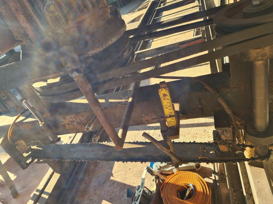 Vând banzic (gater)