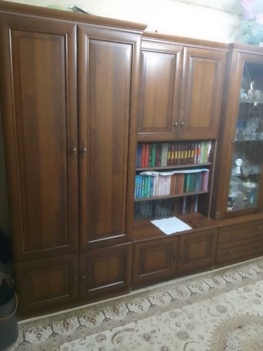 Продам стенку 4 шкафа