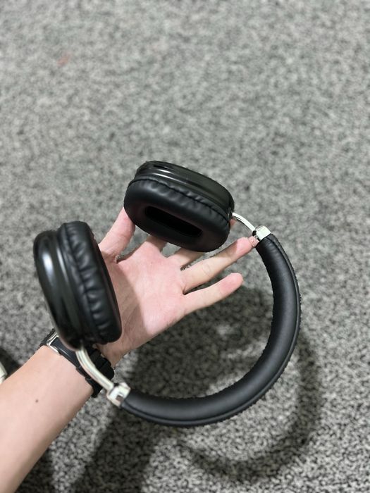 Quloqchinli naushnik original Russia ishlab chiqarilgan