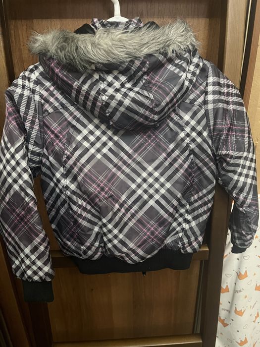 Новая демизезонная куртка доя девочки