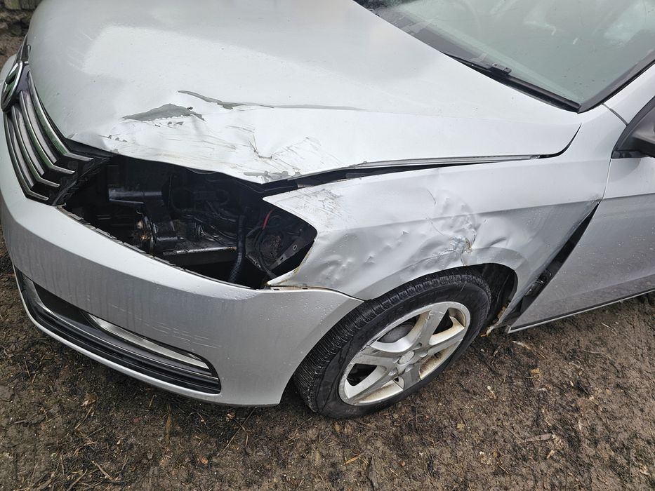 Passat B7 cod LA7W motor 1.6