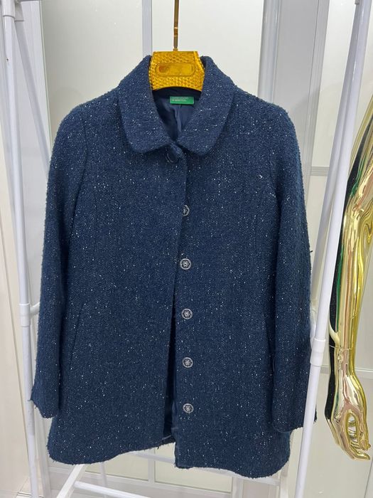 Стильное пальто бенеттон 10-11 лет