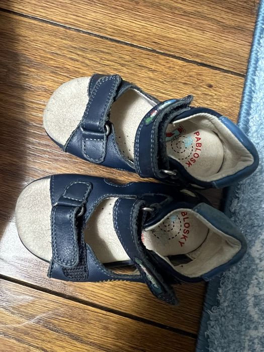 Продам детские сандалии Pablosky