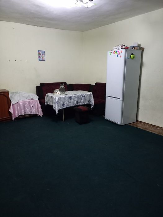 Bektemir tuminida  4 xonalik xovli sotiladi 3 sotix