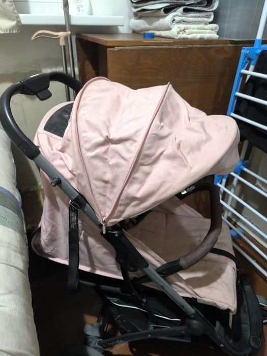 Срочно продаю коляску