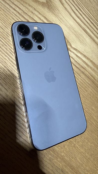 Продаю IPhone 13 Pro 128г