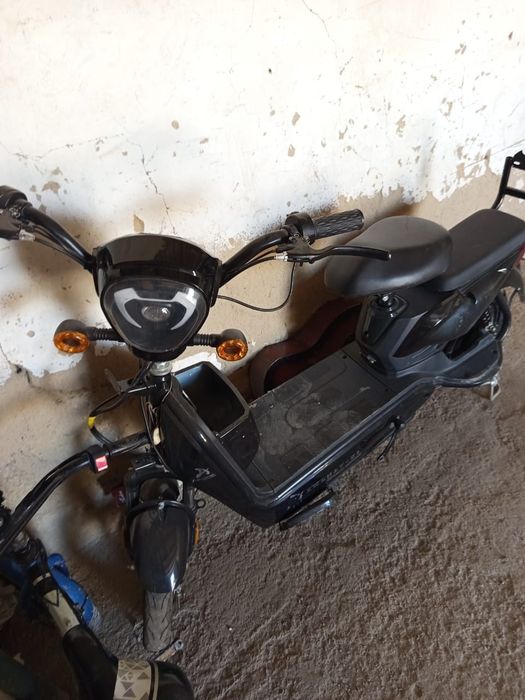 Электро скутер аманат х5