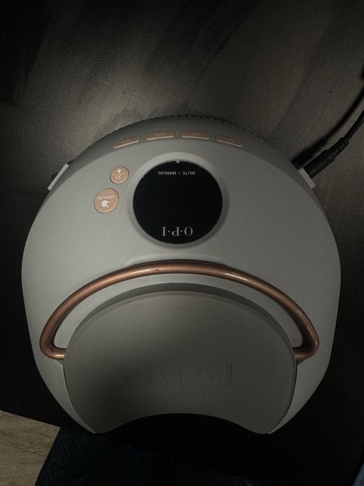 Уреди за маникюр