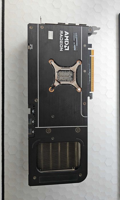 Placa video AMD RX 9070
