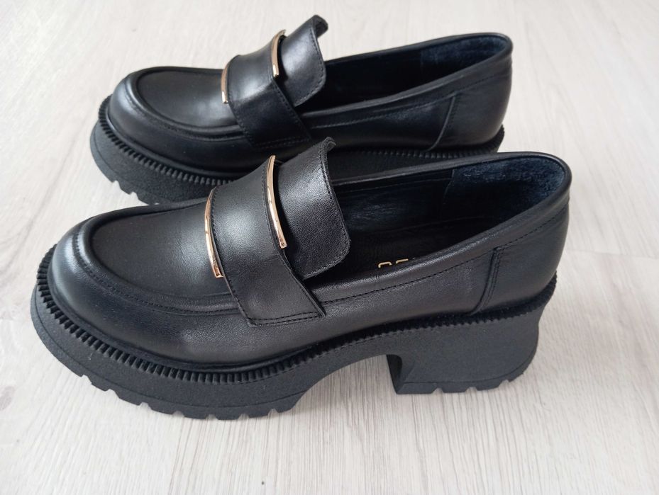 нови естеств.кожа  без връзки