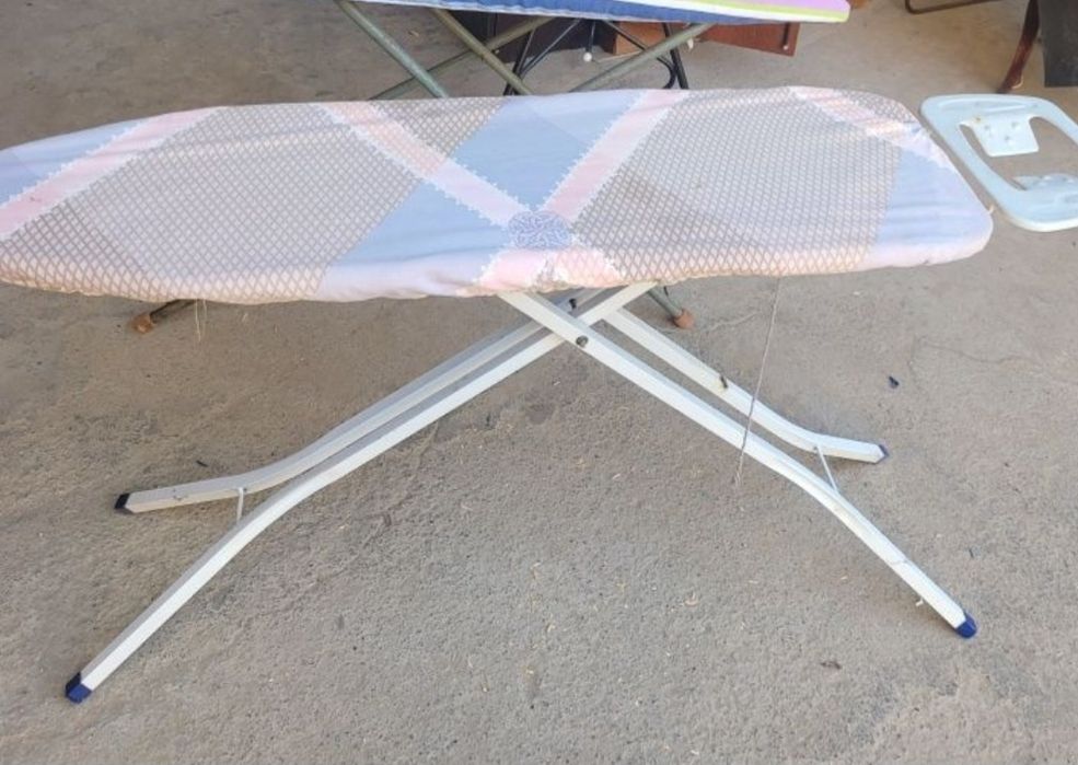 Продам гладильные доски б/у.