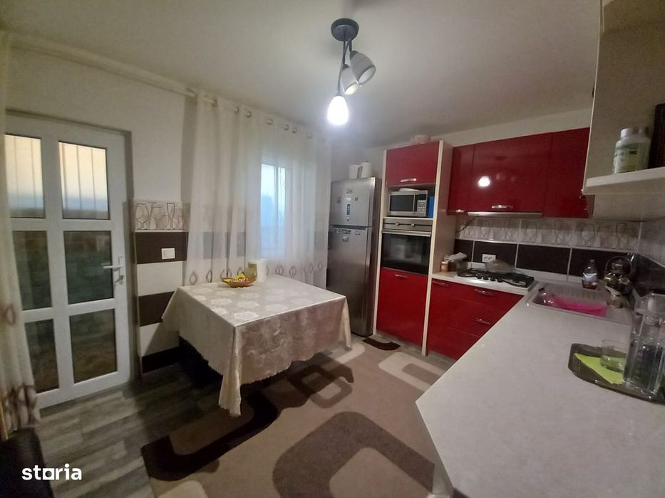 Casa noua cu etaj zona Rediu-Stauceni