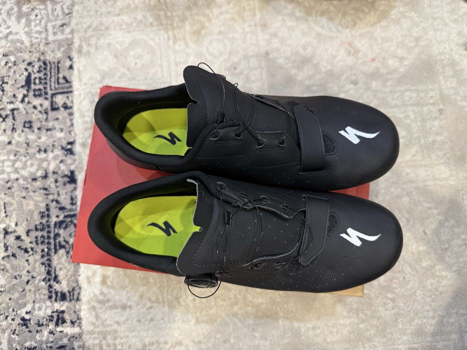 Велотуфли Specialized Torch 1.0 и контактные педали Rockbros